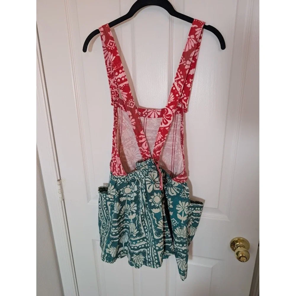 Free People Palm Bay Shortalls Red Green Floral Print Romper‎ Size S